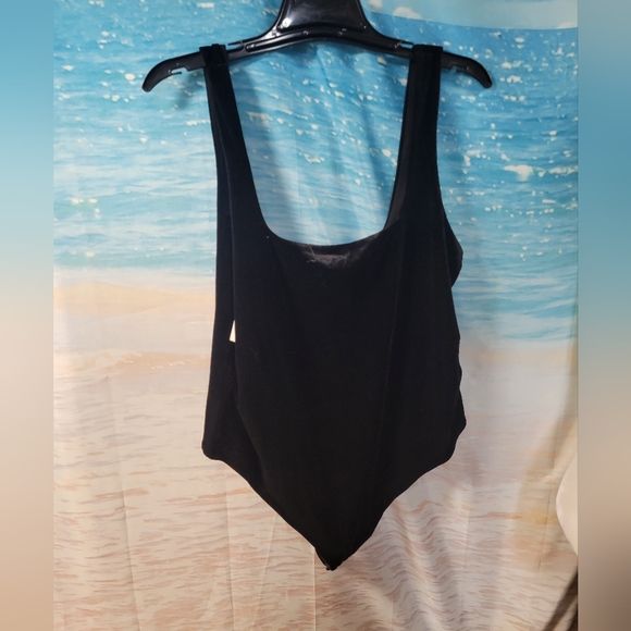 Good American NWT Black‎ Velvet Bodysuit Size 6 3XL - Picture 1 of 9